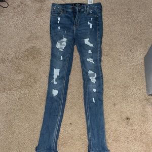 Hollister ripped jeans size 1R